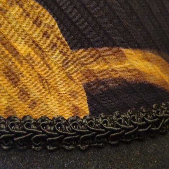 Ladies Black Spanish Fancy Hat - Picture 3 of 8